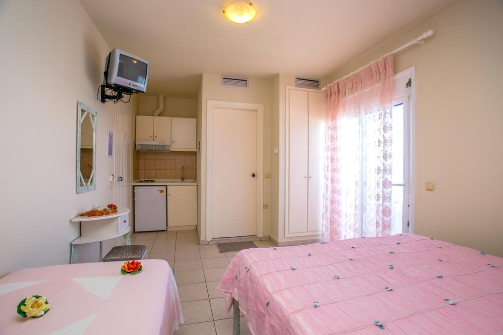Studios Akrogiali Limenaria  Phòng bức ảnh