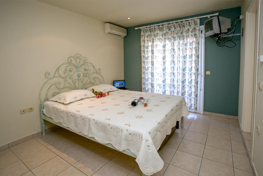 Studios Akrogiali Limenaria  Phòng bức ảnh
